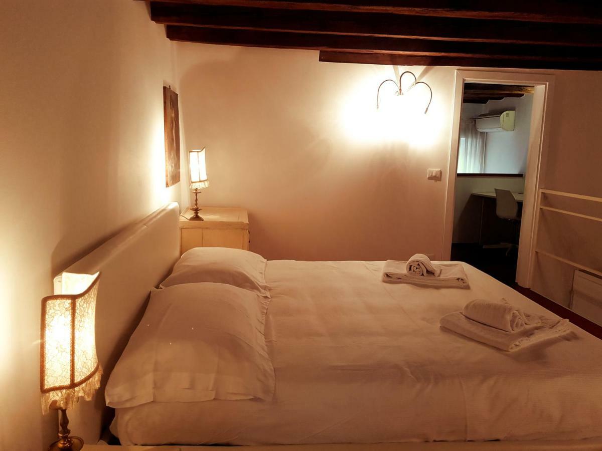 Appartamento Like A Miracle Venezia Esterno foto